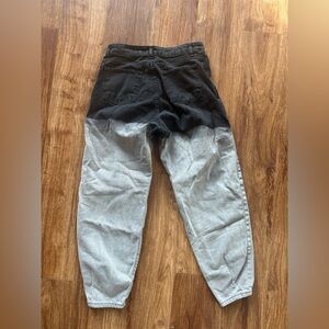 Ombré Nasty Gal Jeans wide legged that tapers to the bottom. Size Medium 4-6